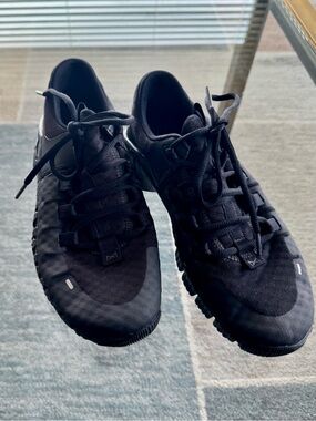 Nike Metcon ALL BLACK Athletic Sneakers